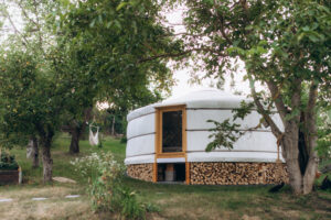 Glamping v boho jurtě u Břeclavi